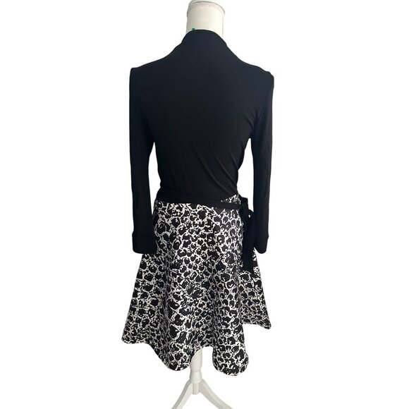 DIANE VON FURSTENBERG DVF Black White A Line Wrap Dress Size 8 - Picture 4 of 9